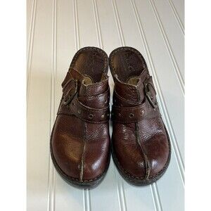 BOC Born Concept Brown Leather Women’s Size 7 Studded Buckle Clogs Shoes